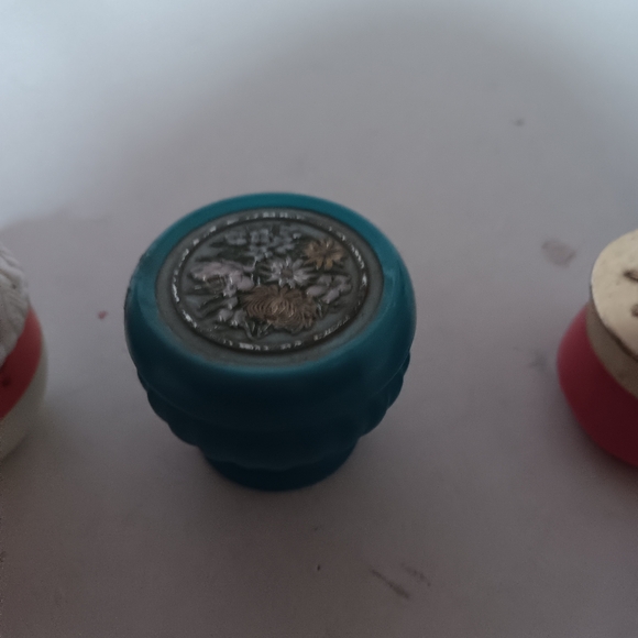 !*3 Vintage Avon Cream Sachet .66 oz Decorative Jars - Picture 4 of 4